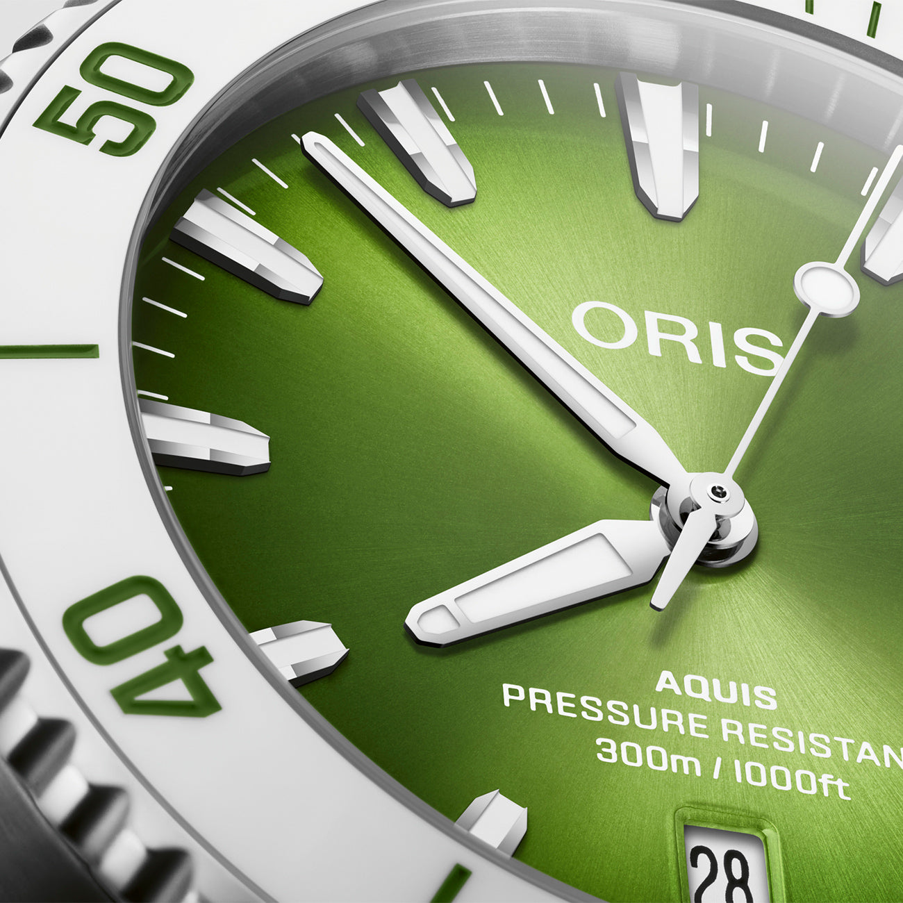 ORIS Aquis Date Taste of Summer 41.5mm - 73377874137