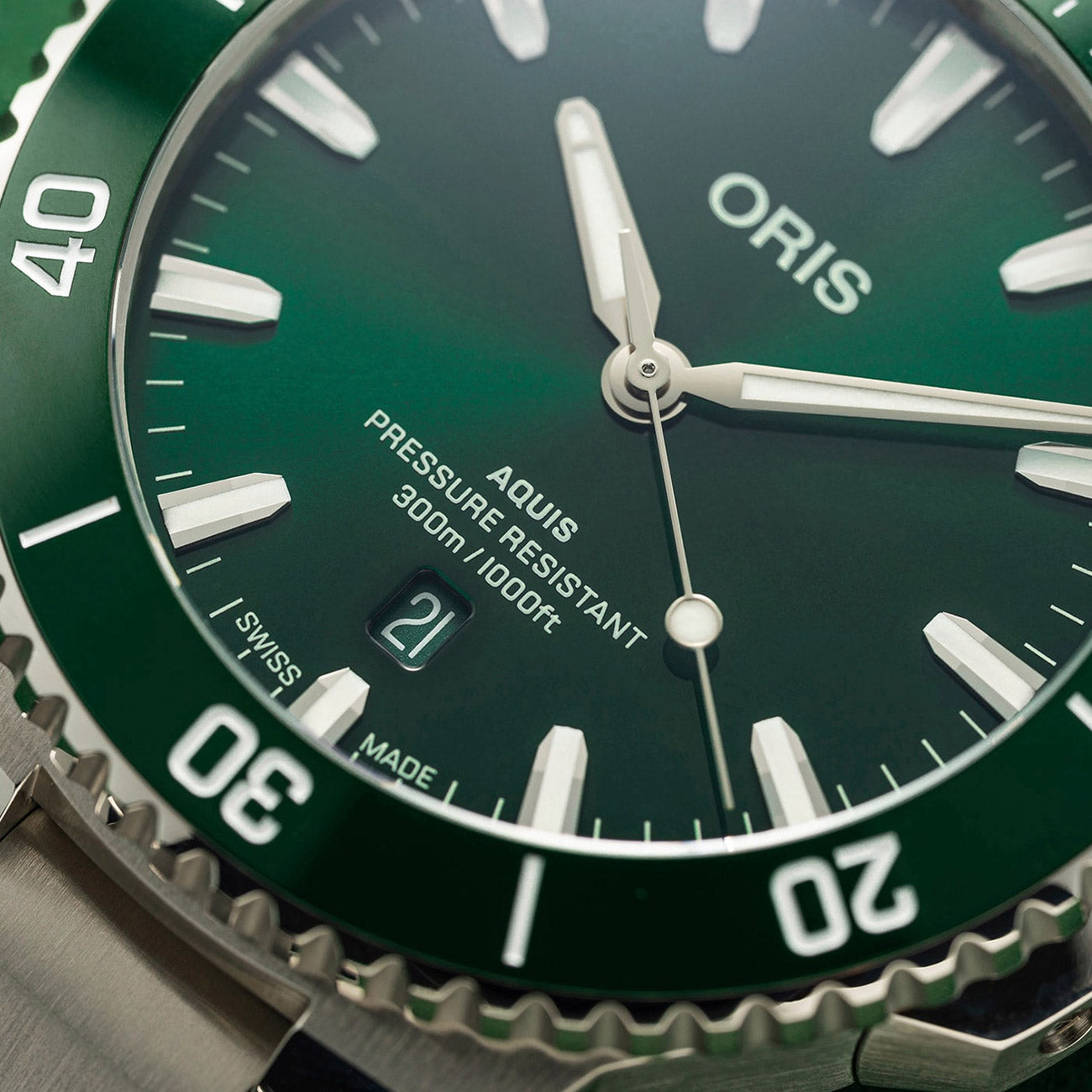 ORIS Aquis Date 43.5mm - 73377894157