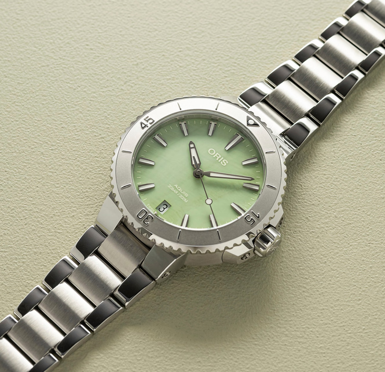 Oris Aquis Date 36.5mm- 73377704157